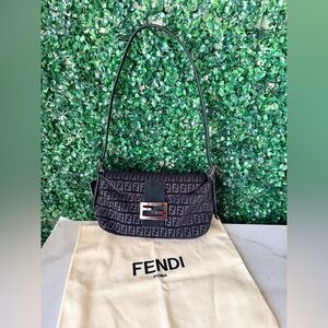 Fendi Black Women's Shoulder Bag Authentic
